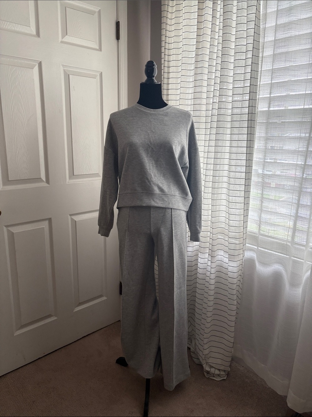 Cozy Wide-Leg sweat shirt and pants set in Light Gray - Picture 1 of 8